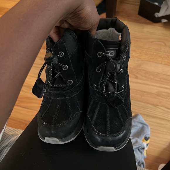 Toddler Uggs - Picture 6 of 6